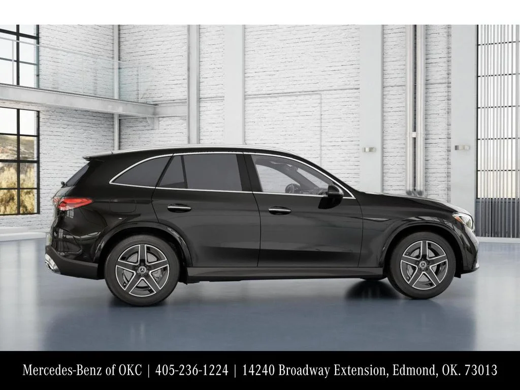 Used 2026 Black Mercedes-Benz GLC 300 image 17