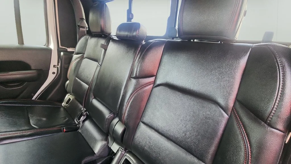 Used 2022 White Jeep Rubicon image 13