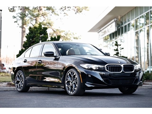 2026 BMW 3 Series 330i Sedan's photo