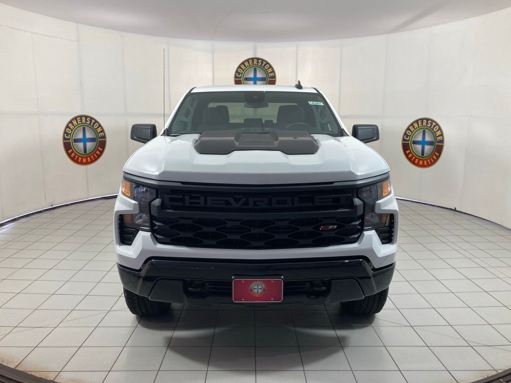 New 2026 Summit White Chevrolet Custom Trail Boss image 16