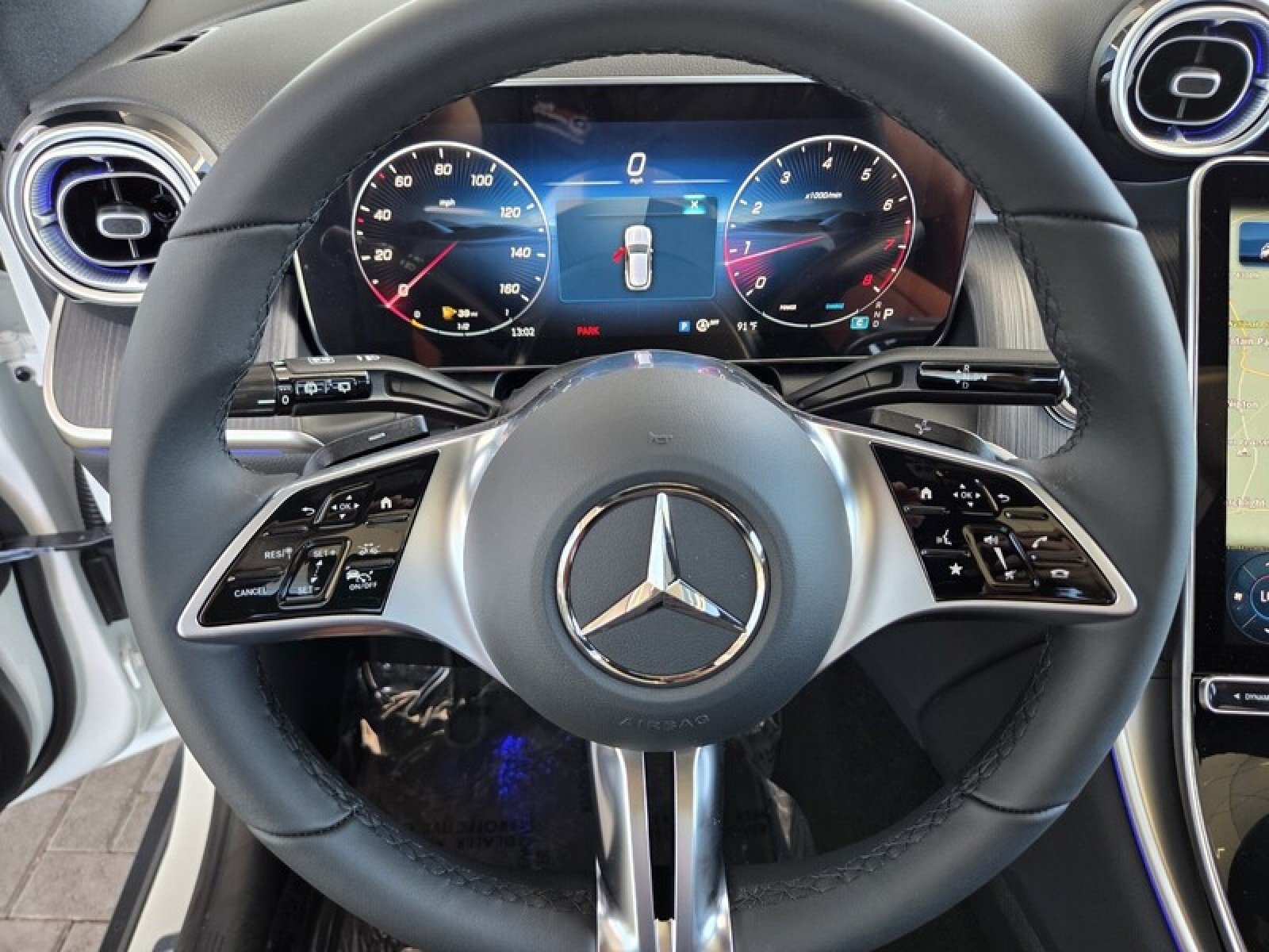 New 2027 Polar White Mercedes-Benz GLC 300 SUV image 21
