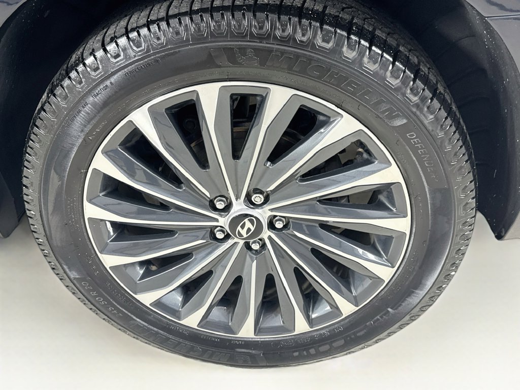 Used 2023 Moonlight Cloud Hyundai Calligraphy image 44