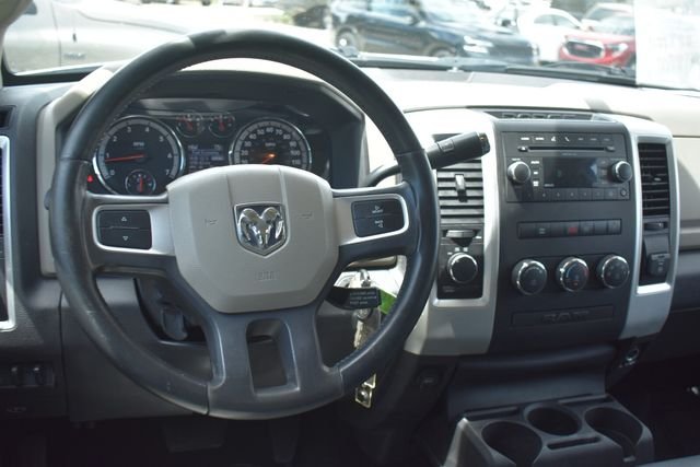 Used 2011 White Ram Big Horn image 22