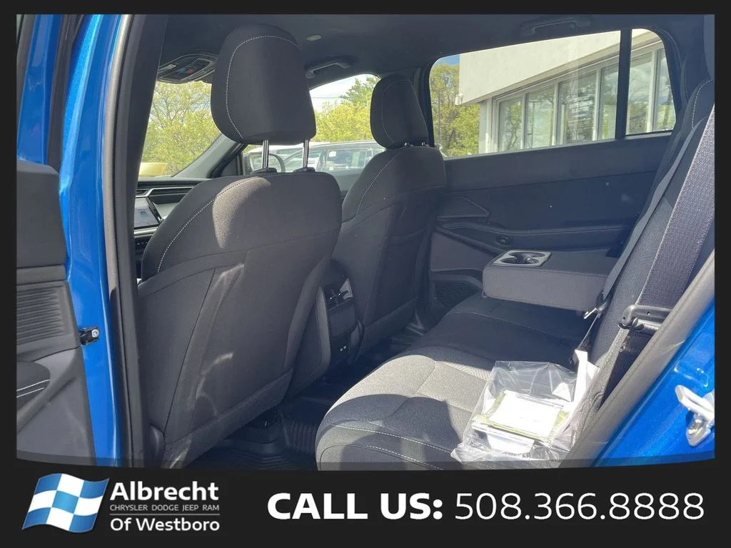 New 2026 Hydro Blue Pearl-Coat Exterior Paint Jeep Laredo image 11