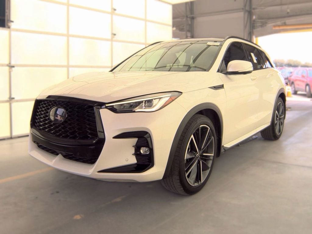 Used 2023 White INFINITI SPORT image 1
