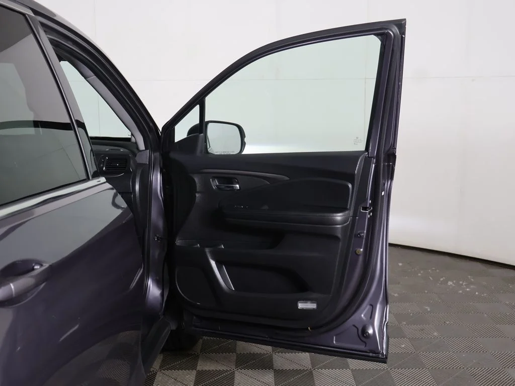 Used 2022 Gray Honda EX-L image 23