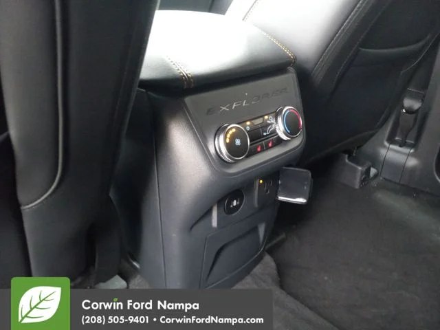 New 2026 Space White Metallic Ford Tremor image 26