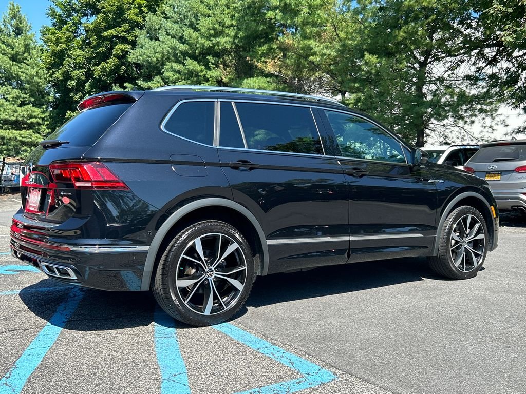 Certified Used 2024 Black Volkswagen 2.0T SEL R-Line image 2