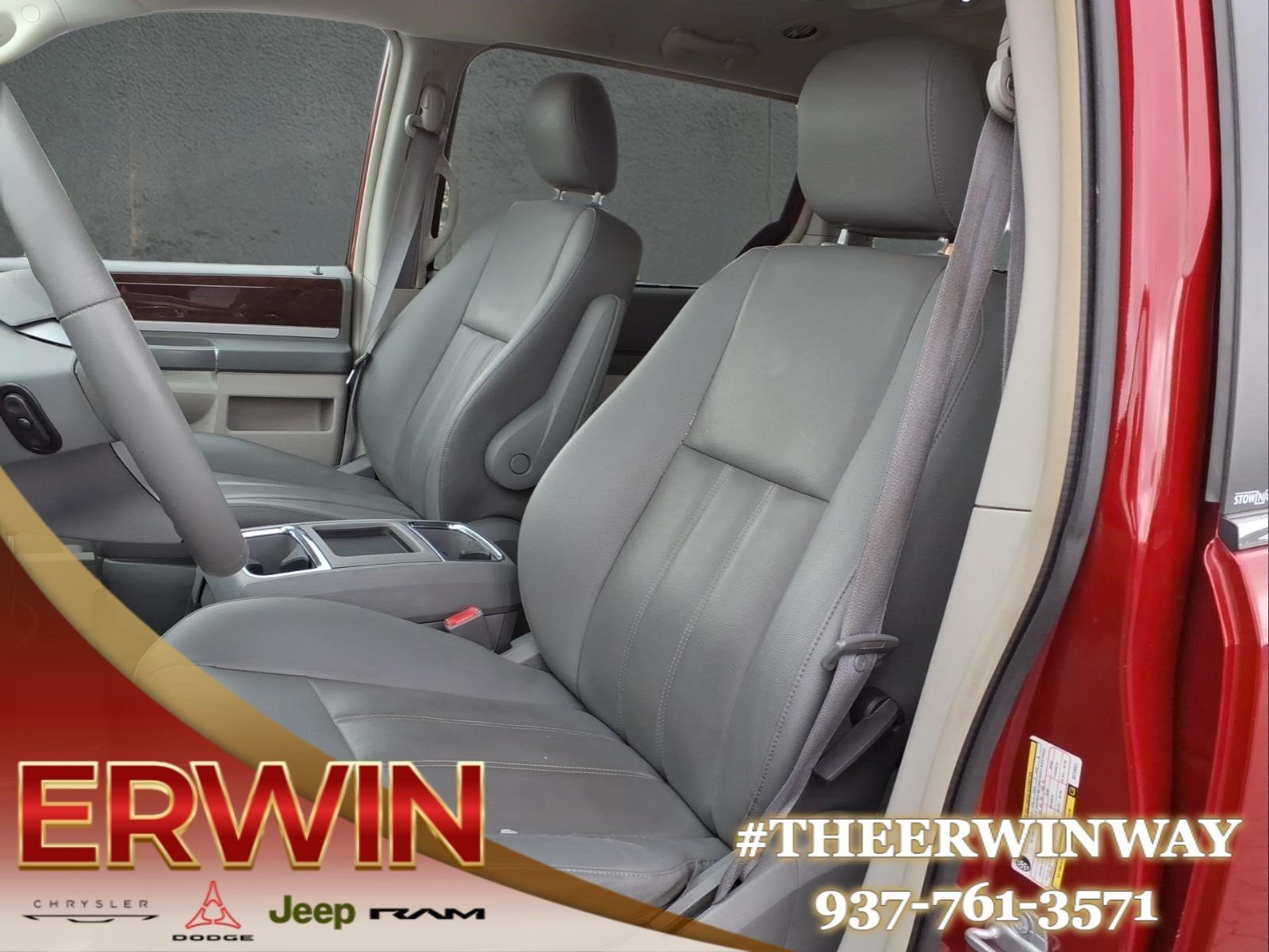 Used 2010 Inferno Red Crystal Pearl Coat Chrysler Touring image 12