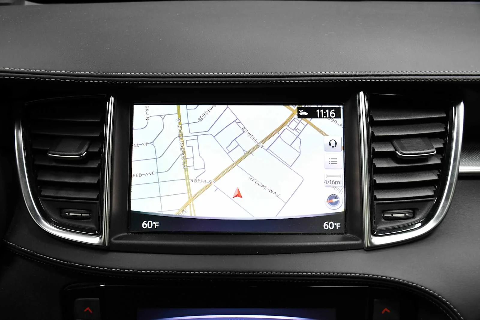Used 2019 Black Obsidian INFINITI ESSENTIAL image 18
