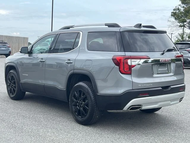 Used 2023 Silver GMC SLT image 11