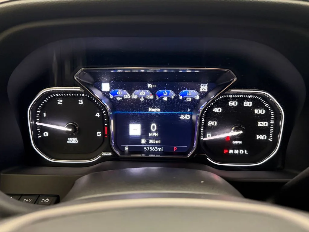 Used 2023 Summit White GMC AT4 image 18