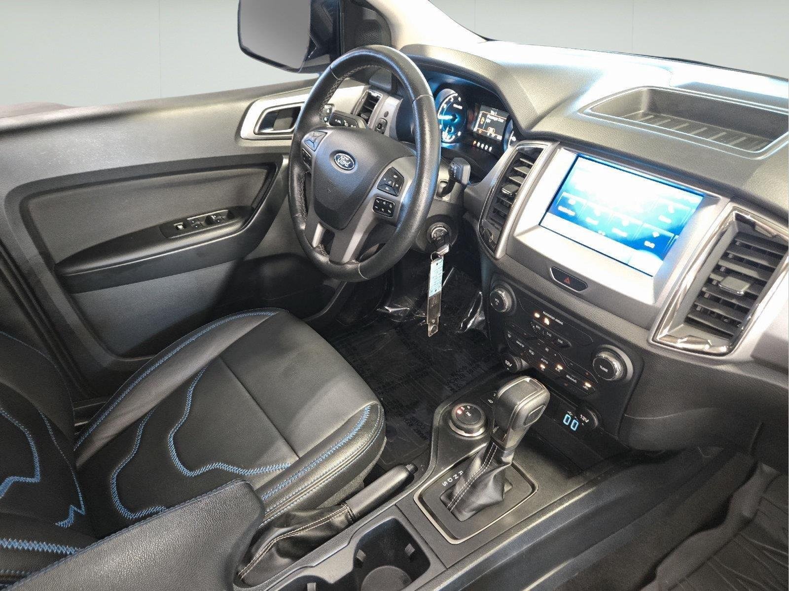 Used 2022 Velocity Blue Ford XLT image 35