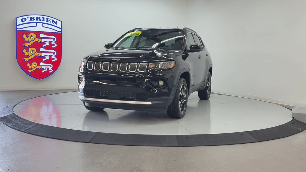 Used 2022 Diamond Black Jeep Limited image 9