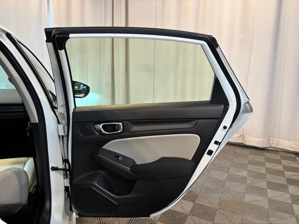 Certified Used 2022 Platinum White Pearl Honda EX image 22