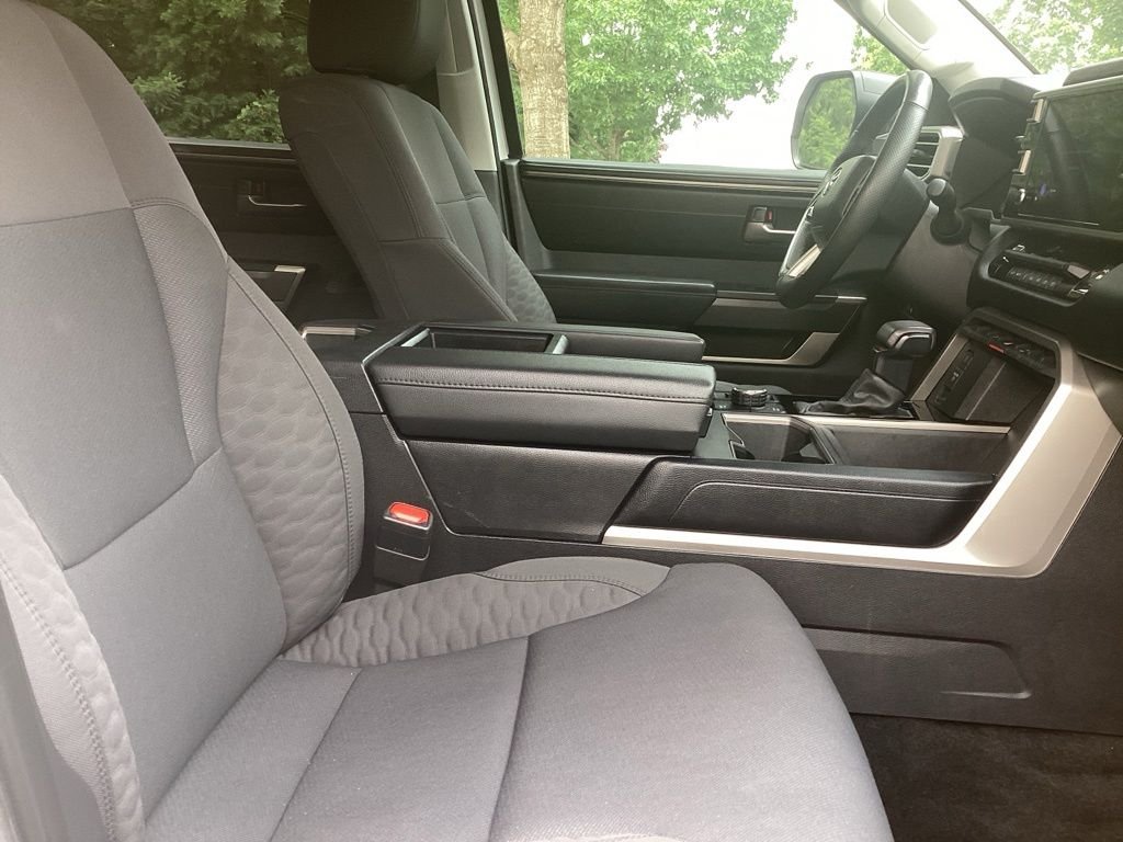 Used 2024 White Toyota SR5 image 3