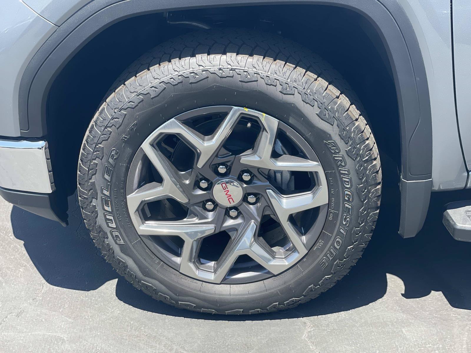 2026 GMC Sierra 1500 SLT - Photo 30