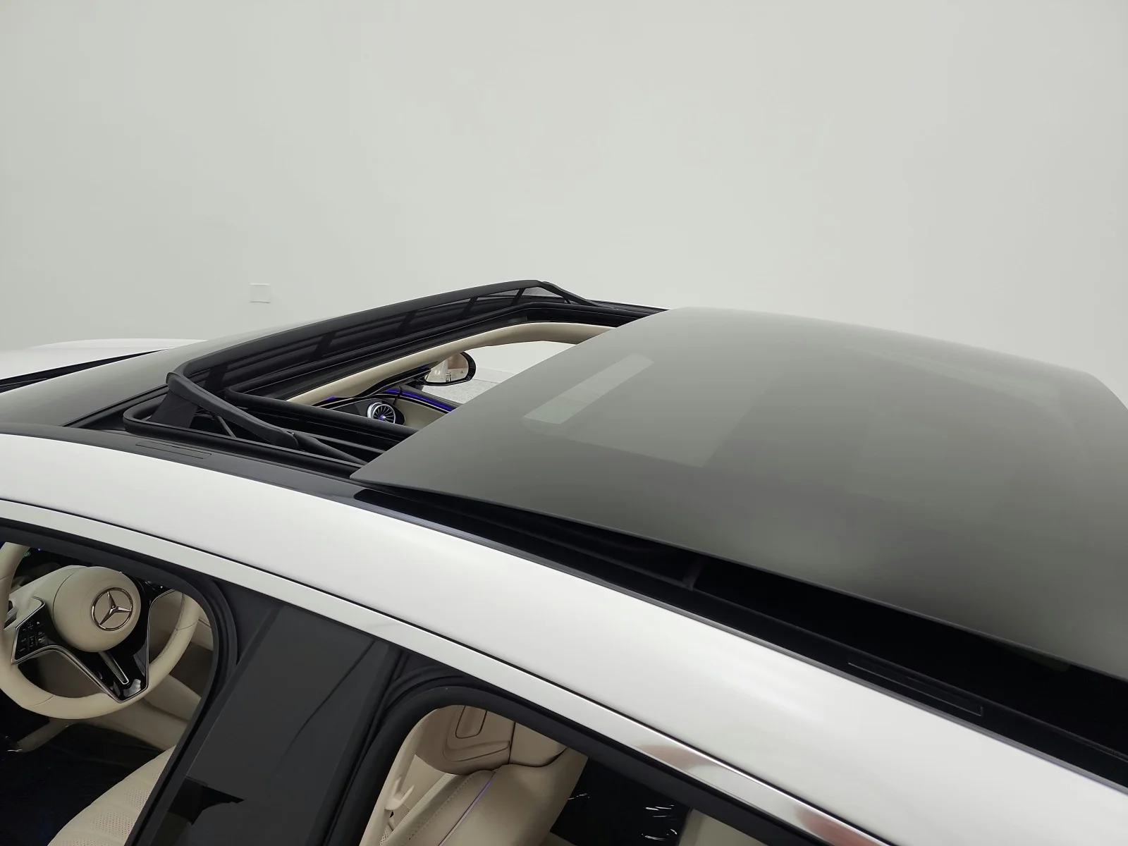 Certified Used 2024 MANUFAKTUR Moonlight White Metallic Mercedes-Benz EQS 450 4MATIC® Sedan image 11