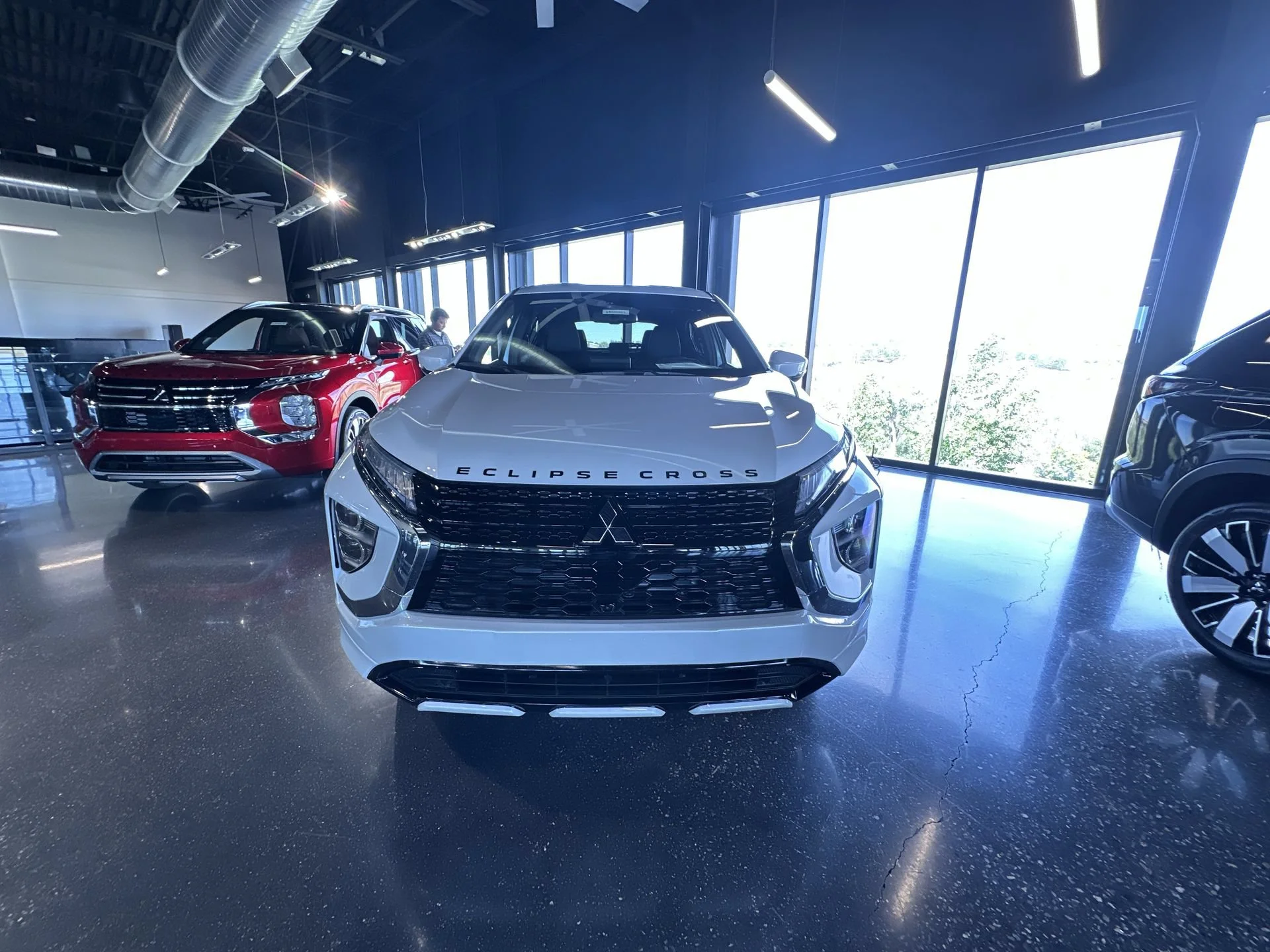 New 2026 White Diamond Mitsubishi SEL image 3