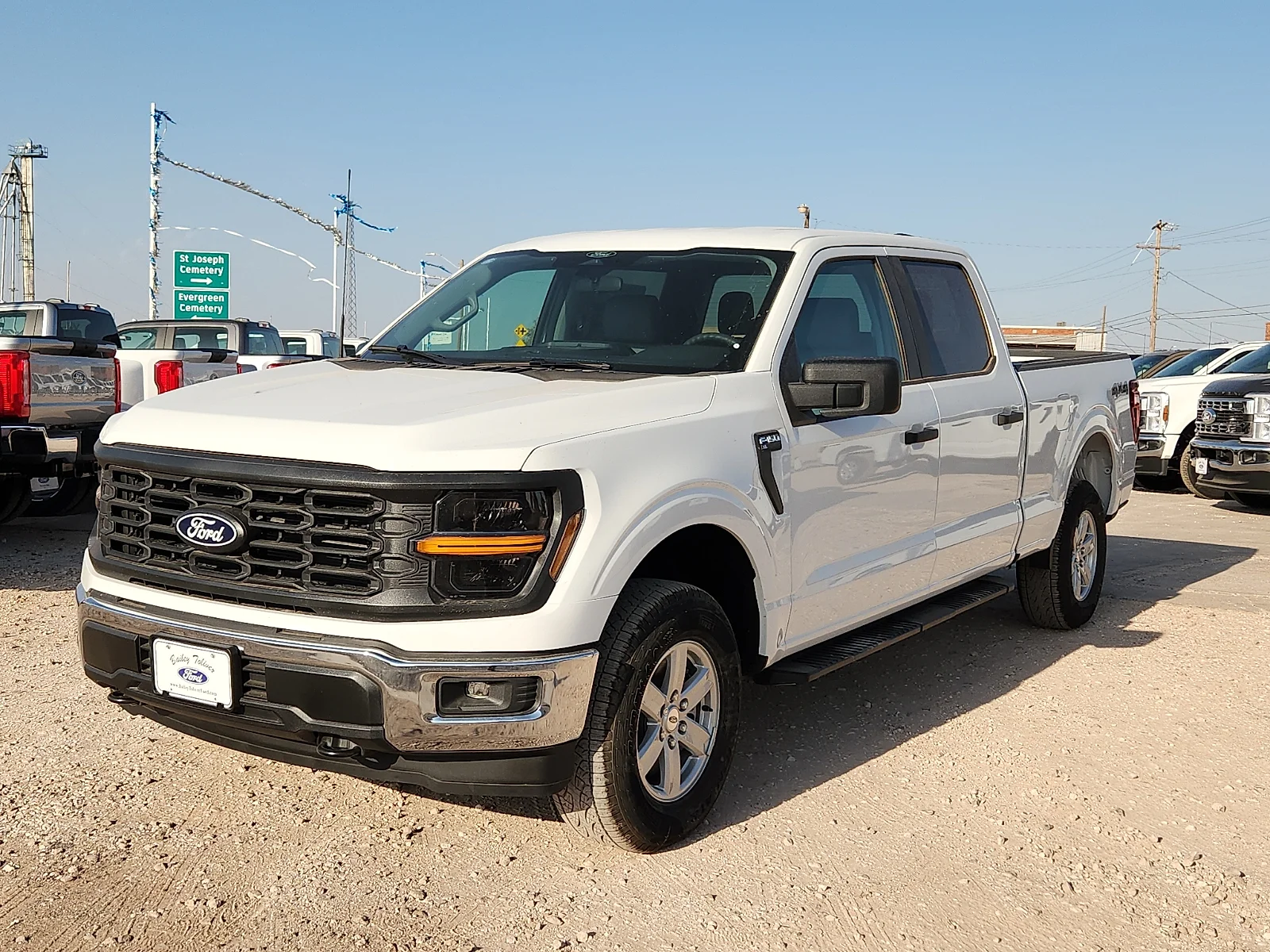 New 2026 Oxford White Ford XL image 3
