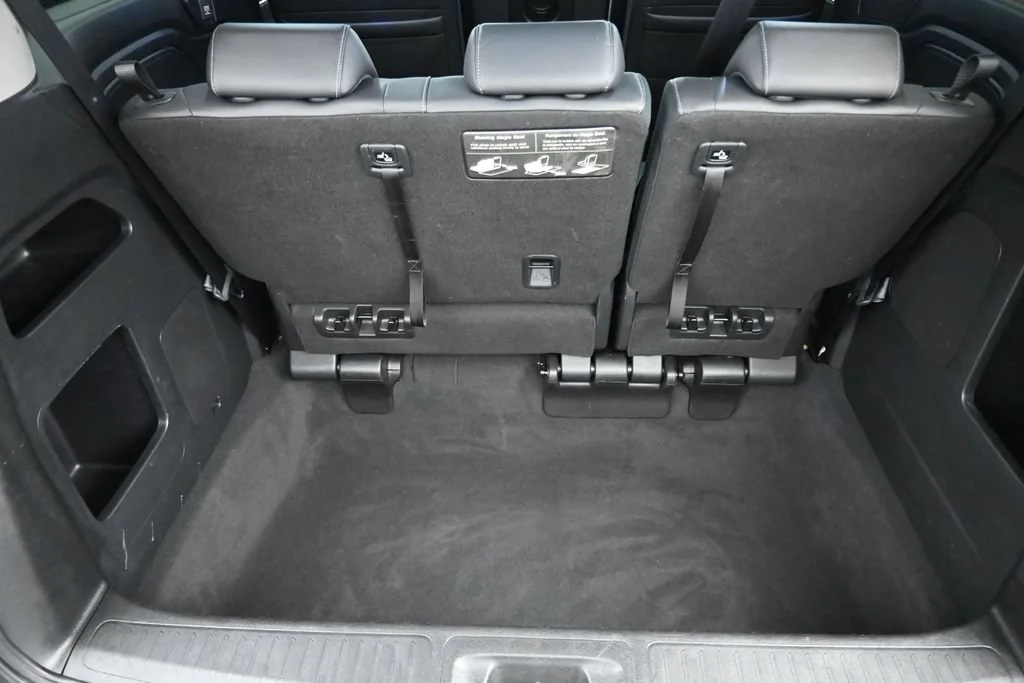 Used 2023  Honda EX-L image 33