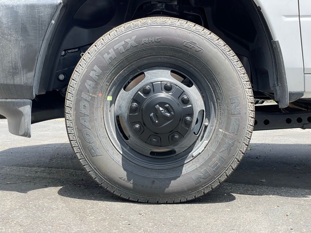 2025 RAM 3500 Chassis Tradesman - Photo 11