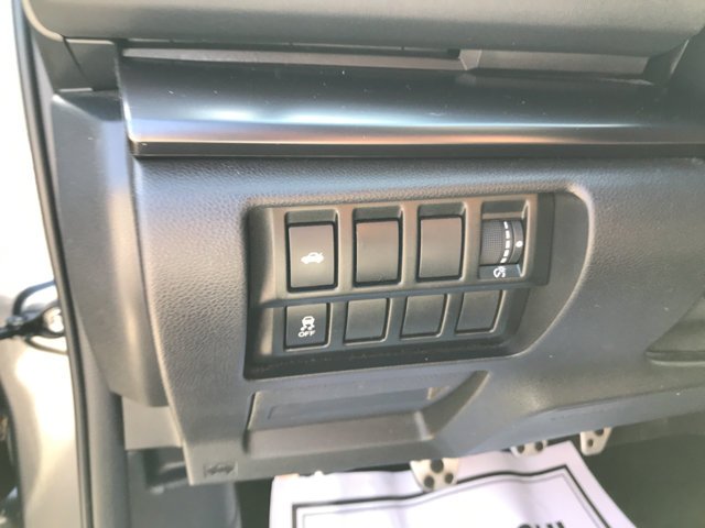 Used 2022 Magnetite Gray Metallic Subaru Limited image 15