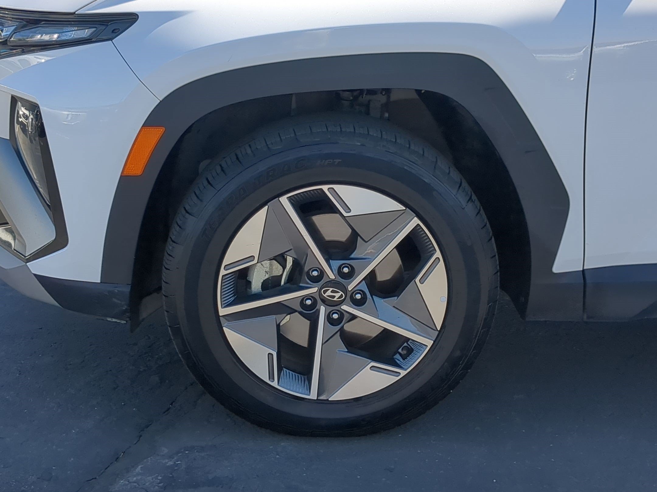 2025 Hyundai Tucson SEL - Photo 11