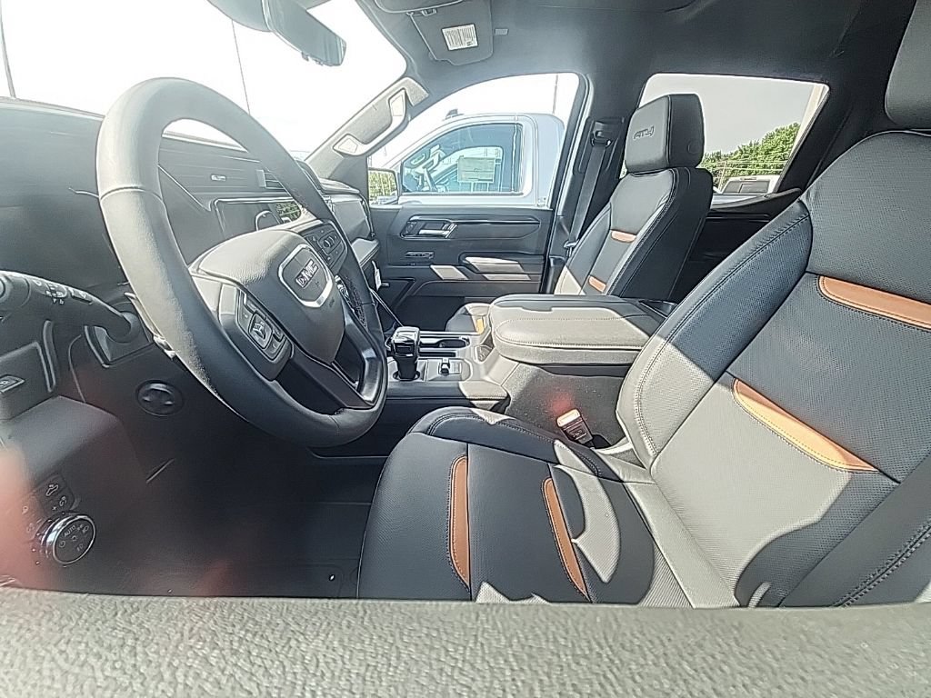 2026 GMC Sierra 1500 AT4 - Photo 7