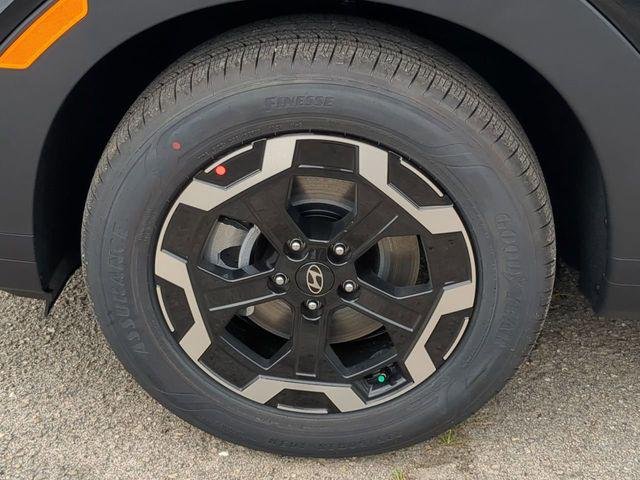 New 2026 Black Hyundai SE FWD image 11