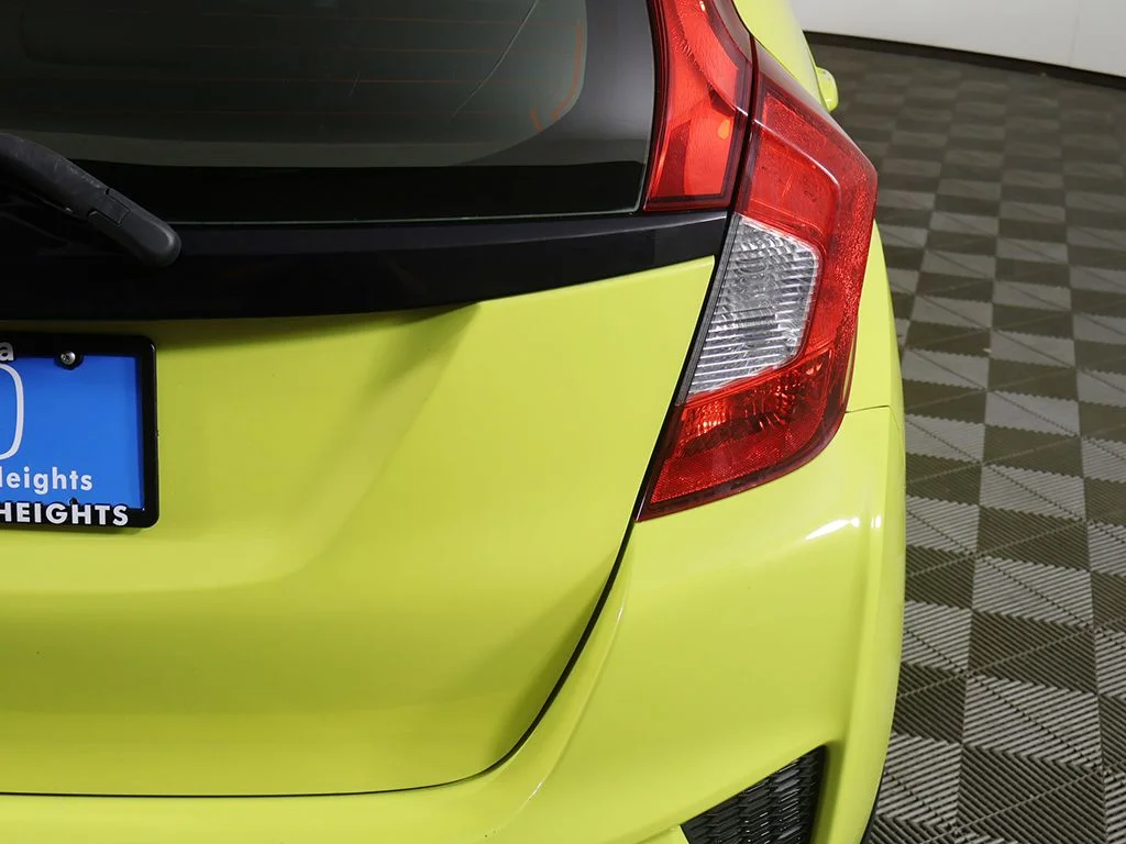 Used 2016 Mystic Yellow Pearl Honda LX image 13