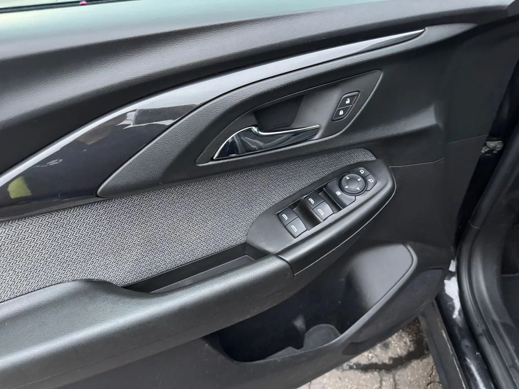 Used 2023 Mosaic Black Metallic Chevrolet LT image 21