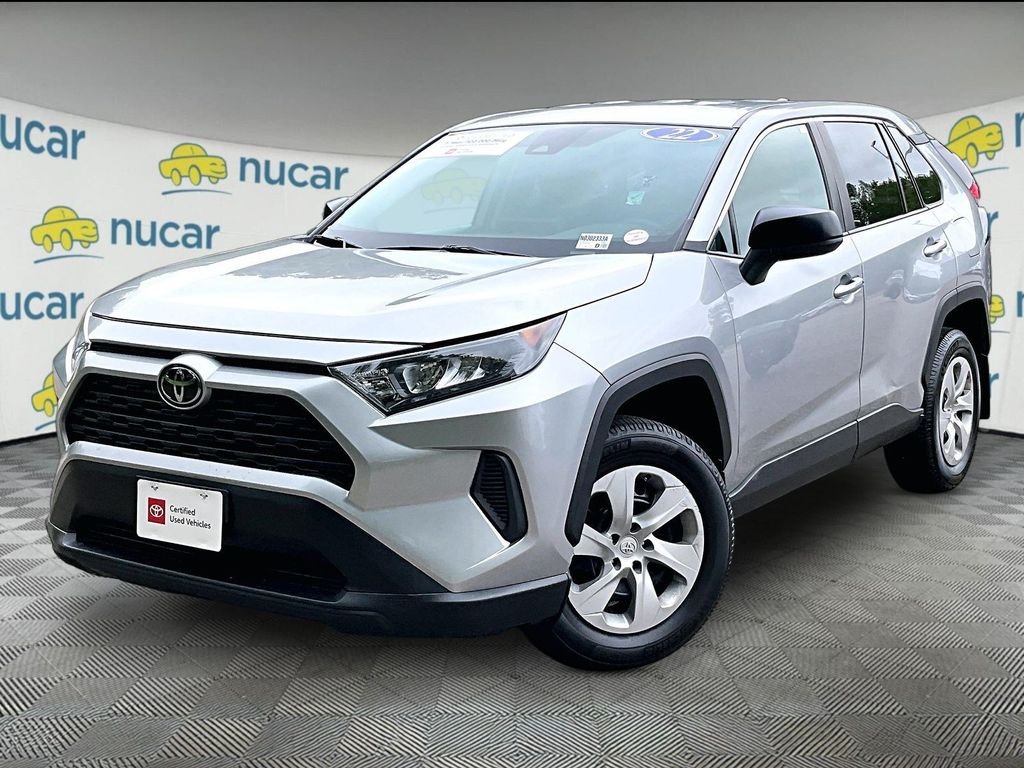 Used 2022 Silver Toyota LE image 3