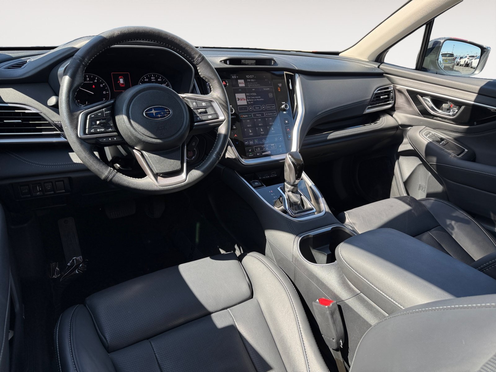 Used 2024 Crystal White Pearl Subaru Limited image 15