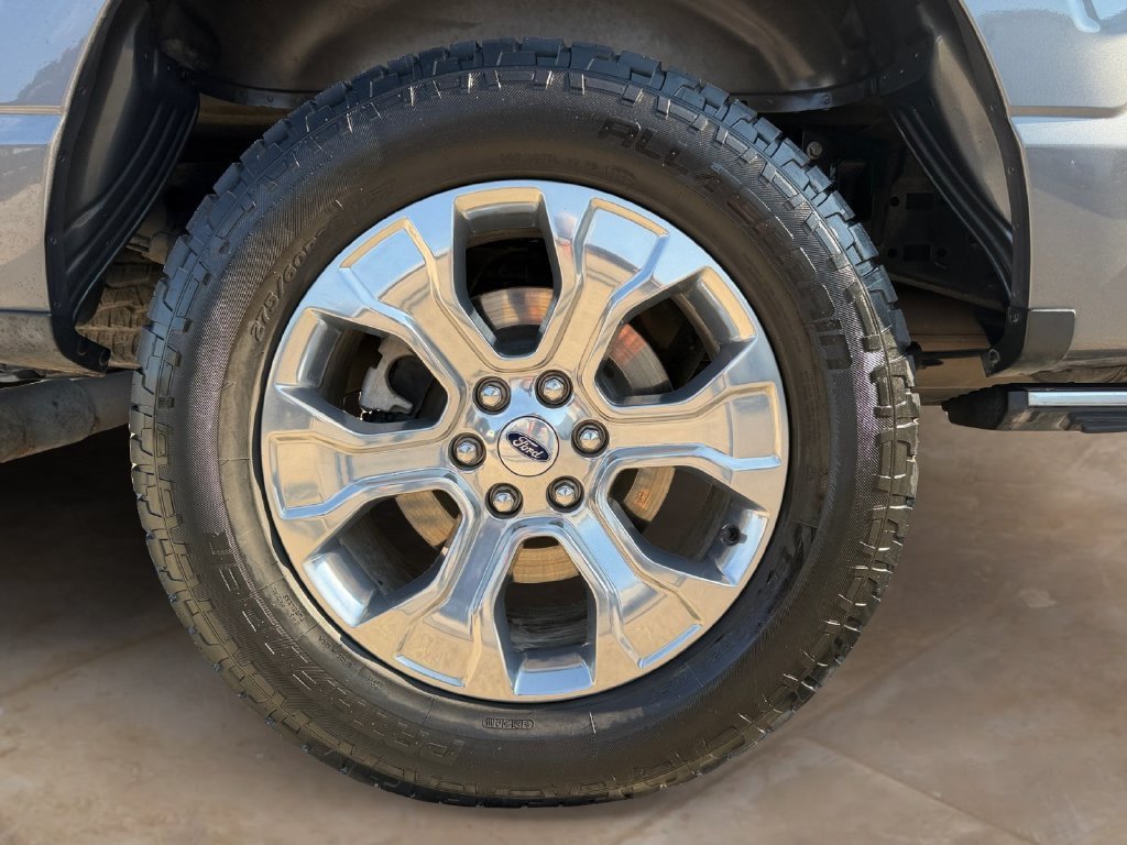 Used 2021 Gray Ford Platinum image 23