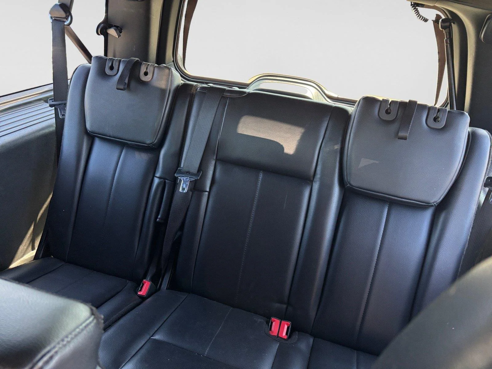 Used 2016 Magnetic Ford Limited image 41