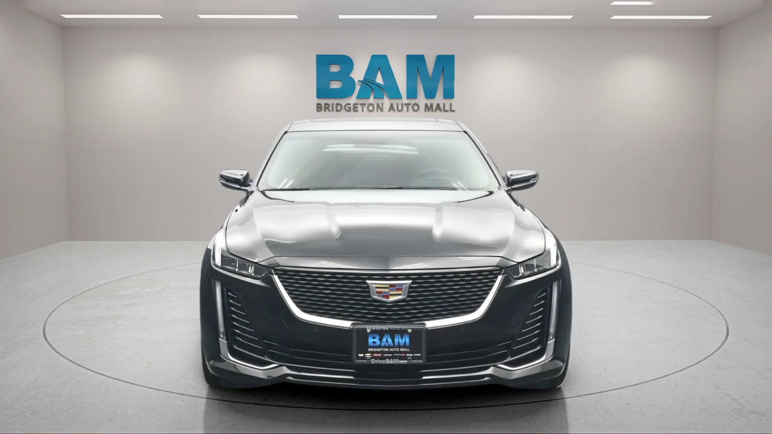 Used 2023 Black Cadillac Luxury image 3