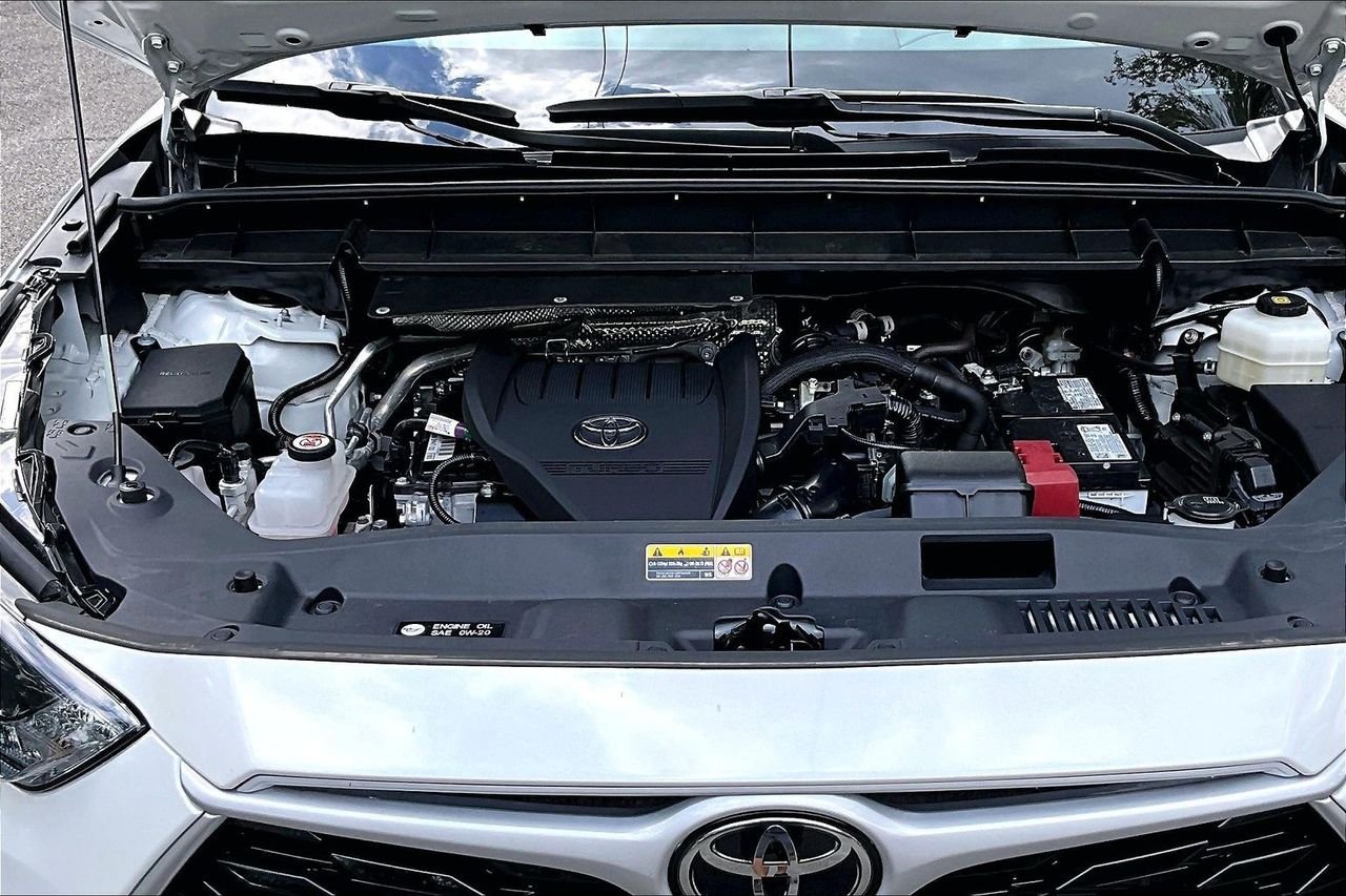 Certified Used 2025 Beige Toyota XLE image 31