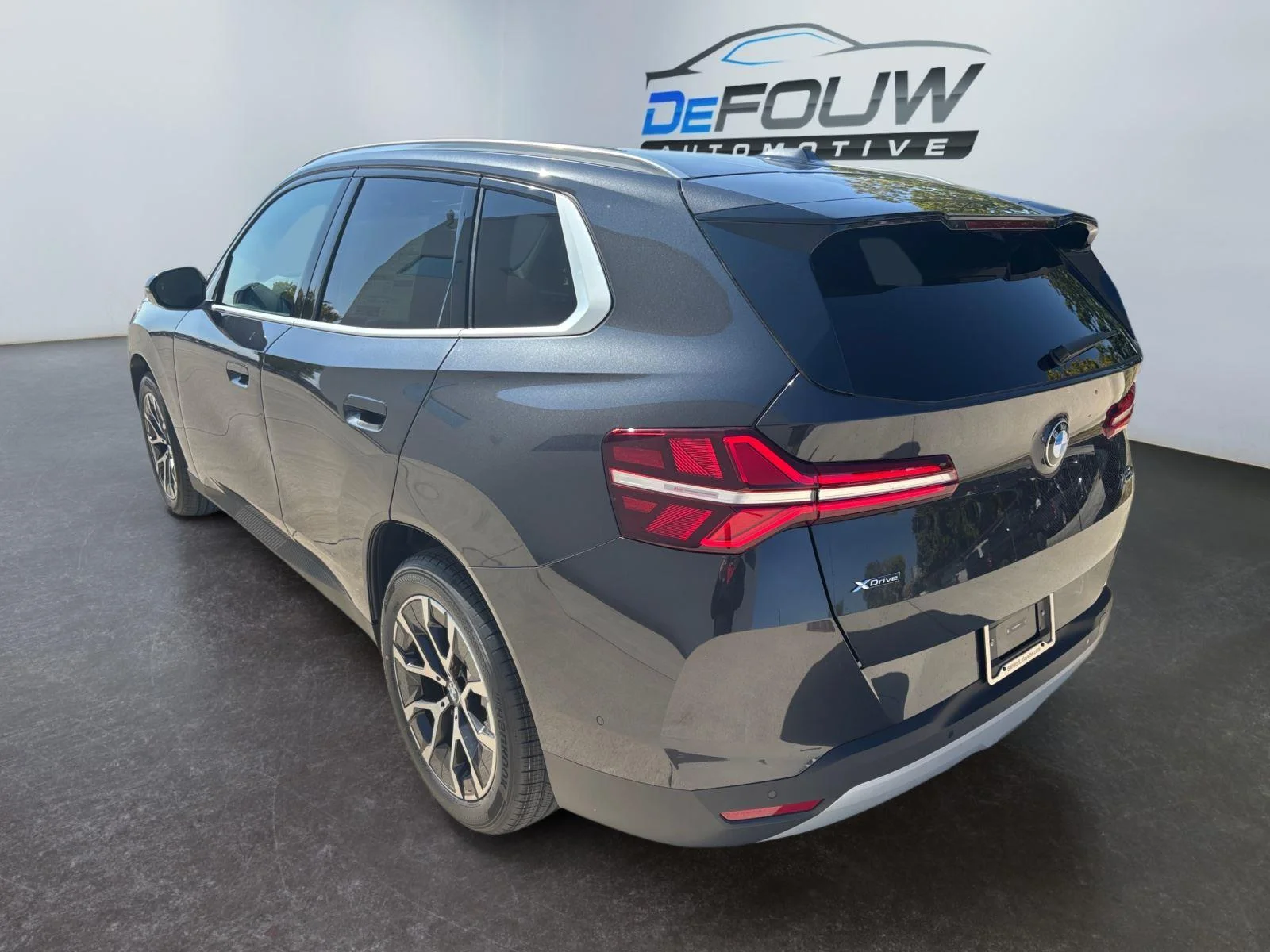 Used 2026 Dark Graphite Metallic BMW 30 xDrive image 17