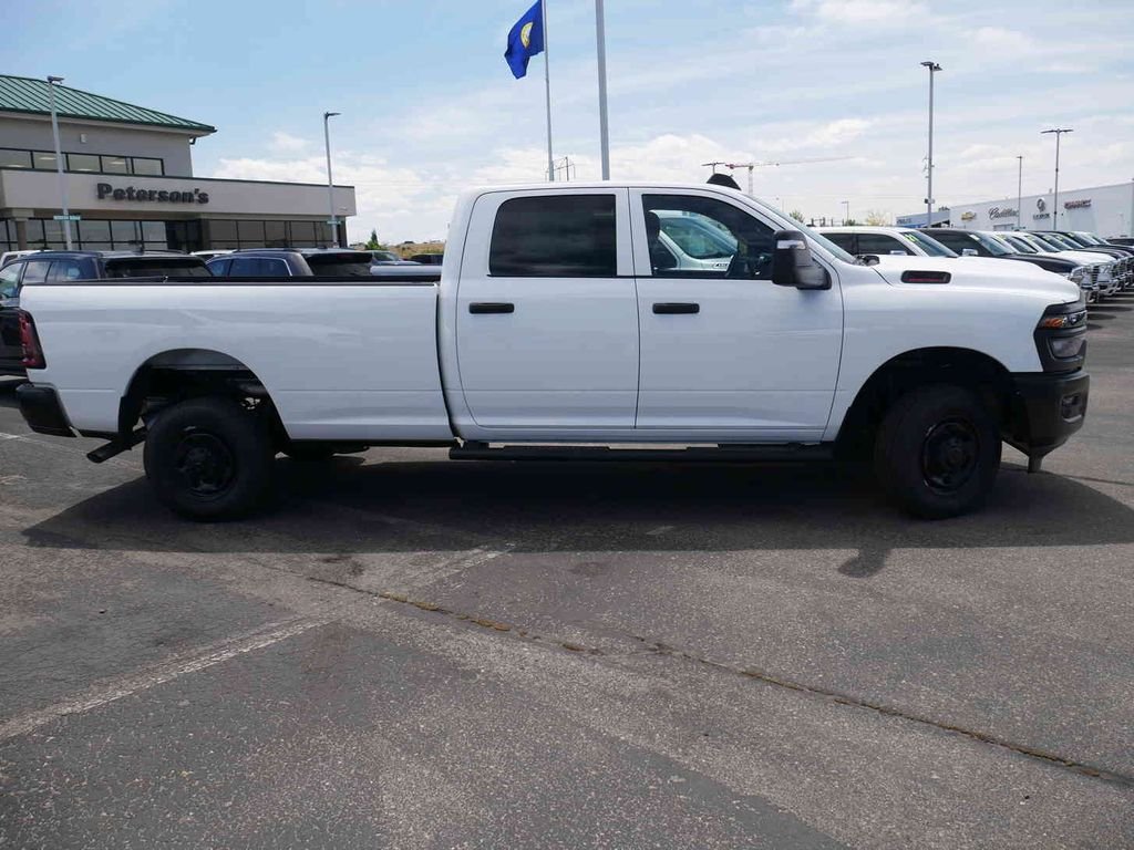 New 2026 Bright White Clear-Coat Exterior Paint RAM TRADESMAN image 21