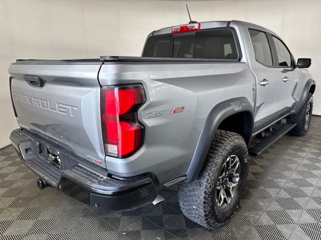 Used 2024 Gray Chevrolet ZR2 image 3