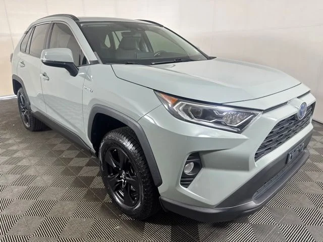 Used 2019 Lunar Toyota XLE image 1