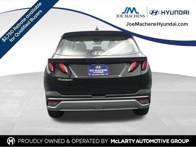 New 2026 Black Hyundai SE FWD image 7
