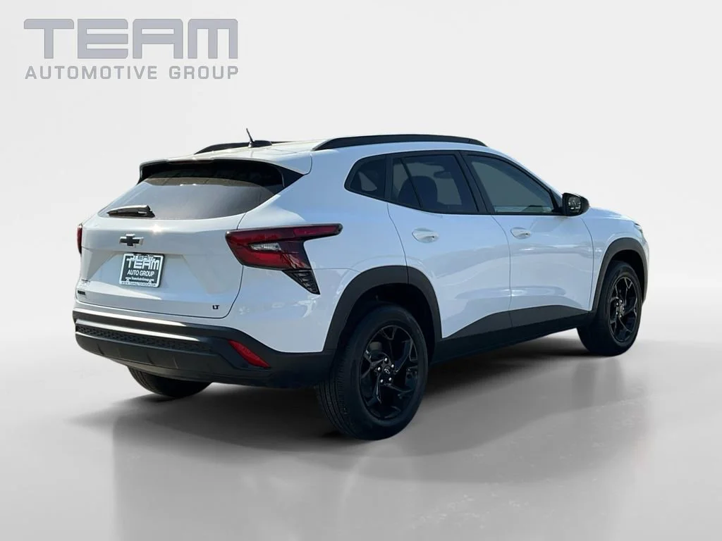 New 2026 Summit White Chevrolet LT image 7