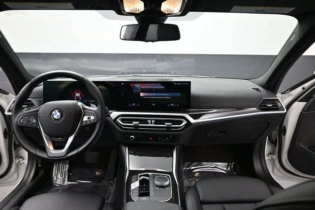 Used 2023 White BMW 330i xDrive image 15