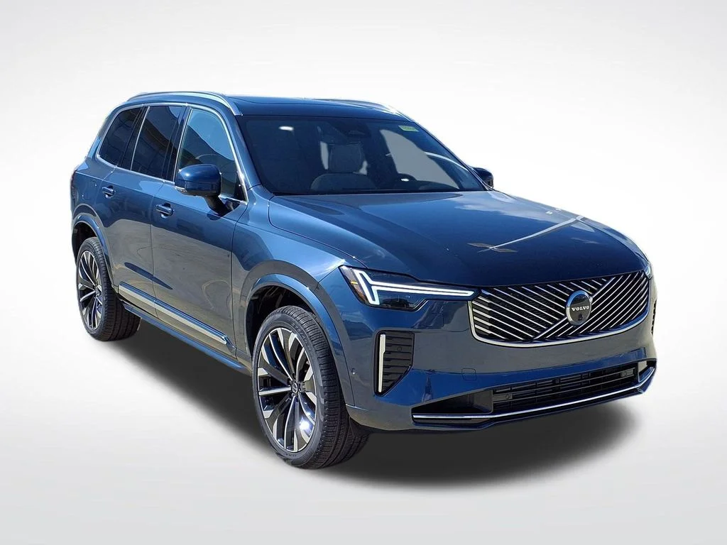 2026 Volvo XC90 Plus