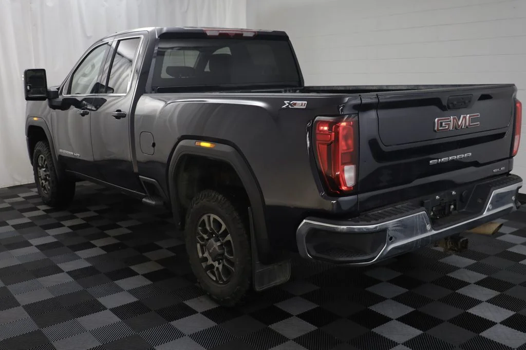 Used 2024 Titanium Rush Metallic GMC SLE image 17