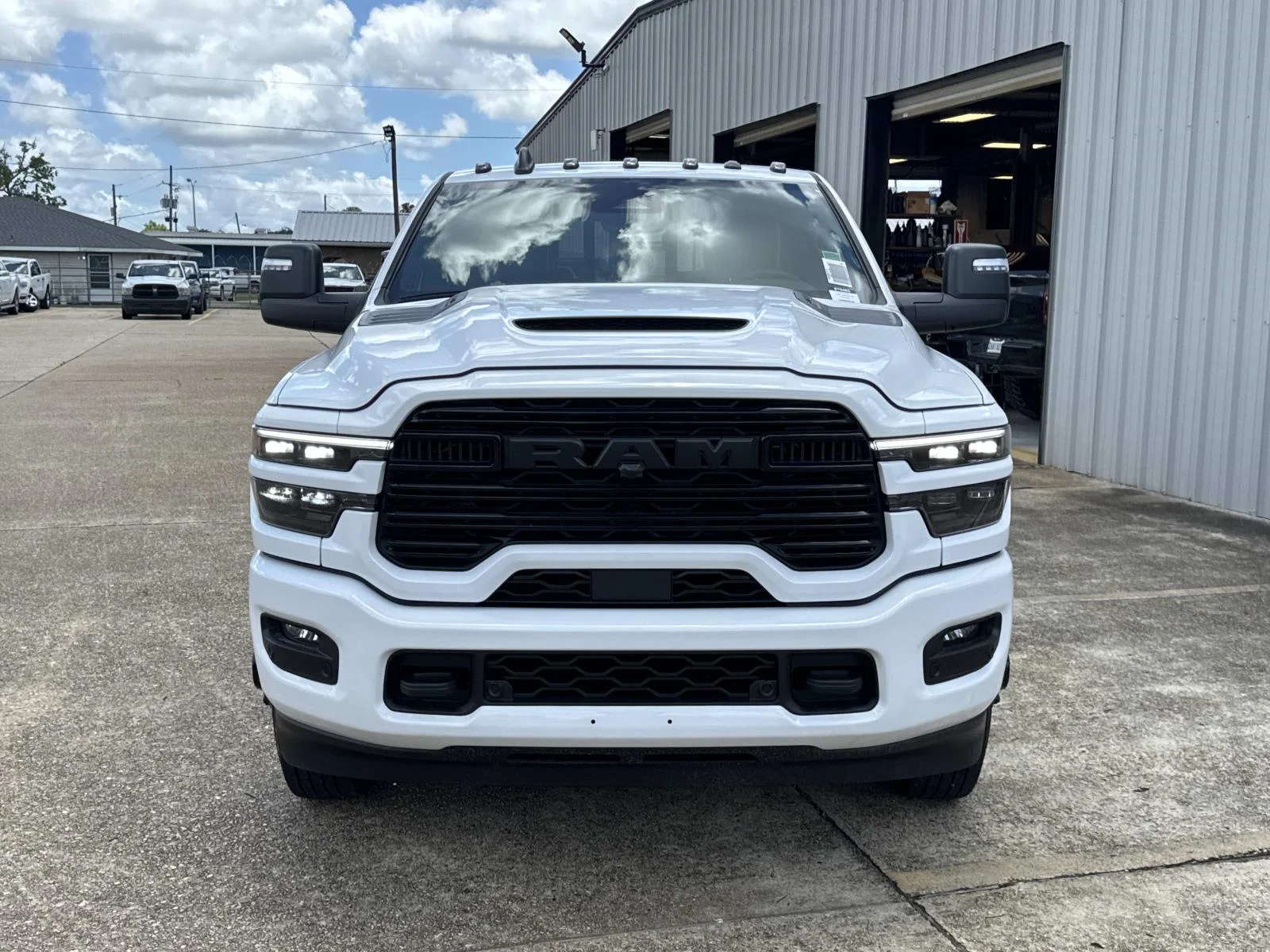 New 2026 Bright White Clear-Coat Exterior Paint RAM Laramie image 2