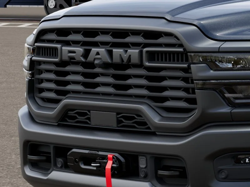 New 2026 Diamond Black Crystal Pearl-Coat Exterior Paint RAM TRADESMAN image 7