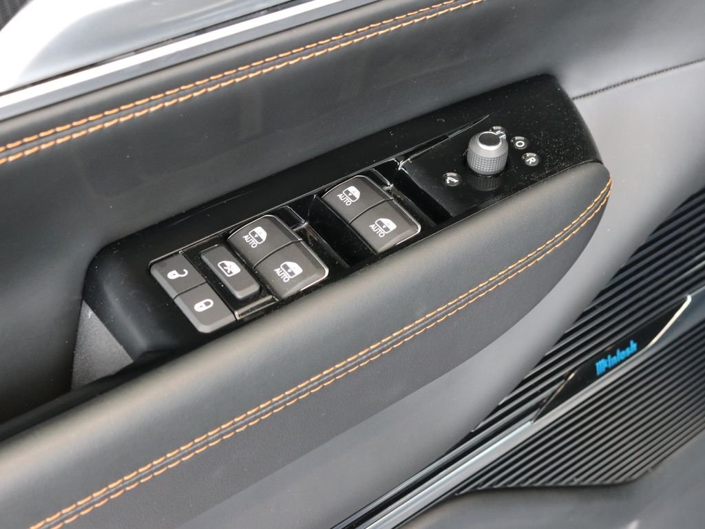 Used 2024 Black Jeep Series III image 27